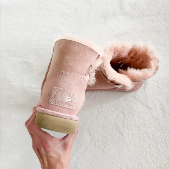 UGG Mini Bailey Button Boots Blush Pink Suede Women’s Size 7 - Picture 3 of 13